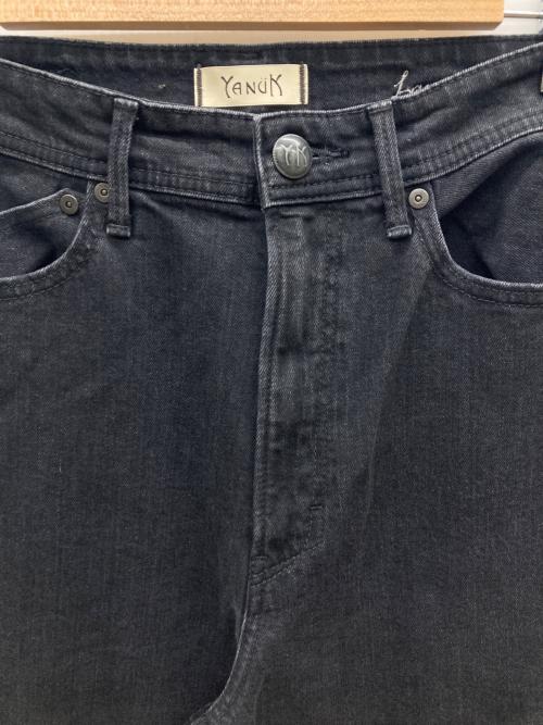 YANUK（ヤヌーク）YANUK (ヤヌーク) LAURA  Curve Tapered ブラック サイズ:24の古着・服飾アイテム