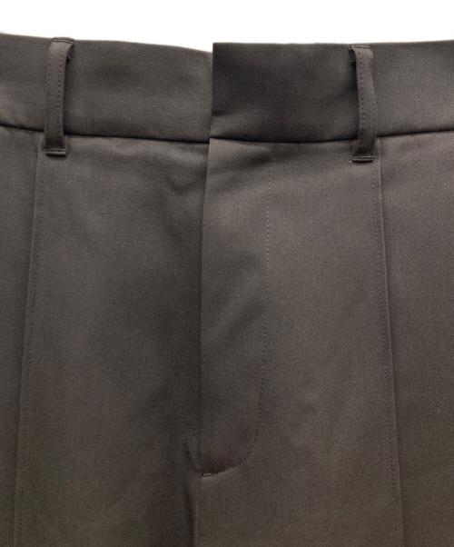 NEAU（ニュー）NEAU (ニュー) Wool gabardine vest/Wool slacks オリーブ サイズ:FREE/1の古着・服飾アイテム