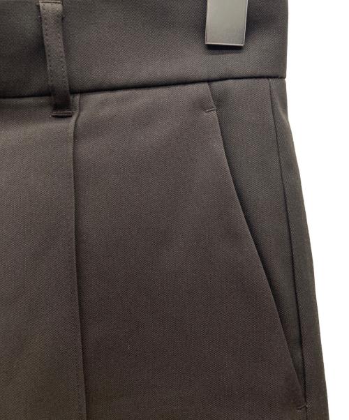 NEAU（ニュー）NEAU (ニュー) Wool gabardine vest/Wool slacks オリーブ サイズ:FREE/1の古着・服飾アイテム