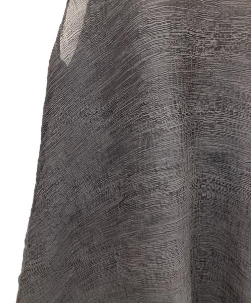me ISSEY MIYAKE（ミーイッセイ ミヤケ）me ISSEY MIYAKE (ミーイッセイ ミヤケ) シースルークレープボトルネックワンピース グレー サイズ:-の古着・服飾アイテム