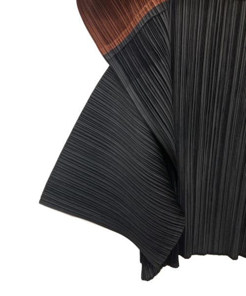 PLEATS PLEASE（プリーツプリーズ）PLEATS PLEASE (プリーツプリーズ) 変形プリーツロングデザインカーディガン ブラック×ブラウン サイズ:-の古着・服飾アイテム