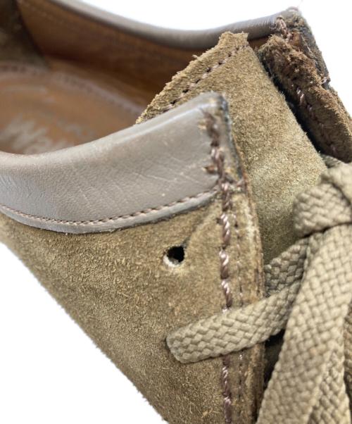 CLARKS（クラークス）CLARKS (クラークス) ワラビーシューズ カーキ サイズ:UK6の古着・服飾アイテム
