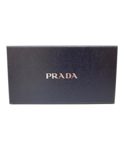 PRADA（プラダ）PRADA (プラダ) SAFFIANO EMBOSS ROUND ZIP WALLET ブラック サイズ:-の古着・服飾アイテム