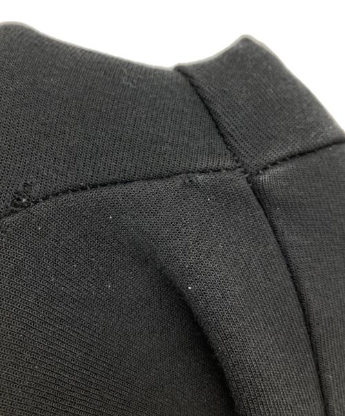 ARMANI EXCHANGE（アルマーニ エクスチェンジ）ARMANI EXCHANGE (アルマーニ エクスチェンジ) プリントパーカー ブラック サイズ:Lの古着・服飾アイテム