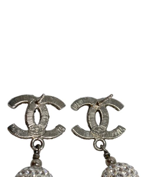 CHANEL（シャネル）CHANEL (シャネル) ココマークスイングクリスタルボールチャームピアス シルバー サイズ:-の古着・服飾アイテム