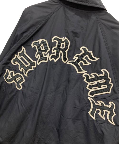 SUPREME（シュプリーム）SUPREME (シュプリーム) 25AW Old English Arc Coaches Jacket ネイビー サイズ:Sの古着・服飾アイテム