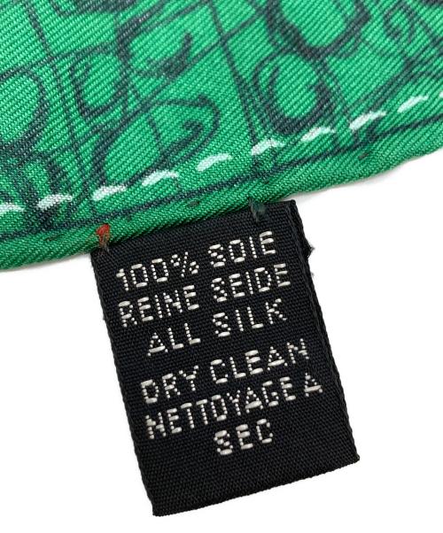 Christian Dior（クリスチャン ディオール）Christian Dior (クリスチャン ディオール) 大判シルクスカーフ グリーン×レッドの古着・服飾アイテム