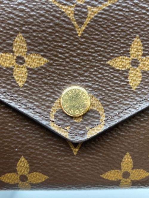 LOUIS VUITTON（ルイ ヴィトン）LOUIS VUITTON (ルイ ヴィトン) ポルトフォイユ・ヴィクトリーヌ ブラウン サイズ:-の古着・服飾アイテム