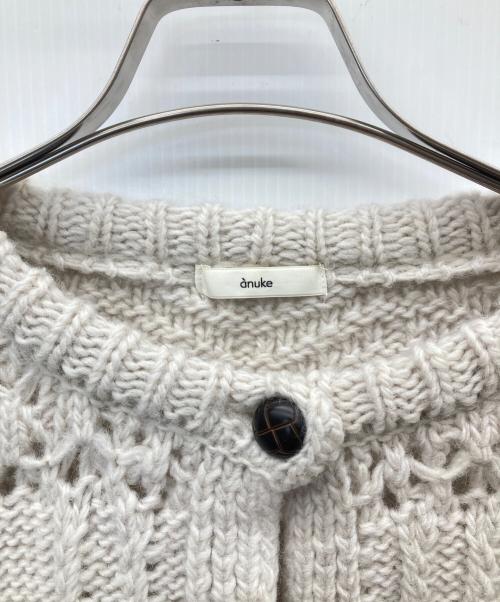 anuke（アンヌーク）anuke (アンヌーク) Cable Knit Cardigan ベージュ サイズ:FREEの古着・服飾アイテム
