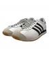 adidas（アディダス）の古着「COUNTRY OG」｜ホワイト×ブラック