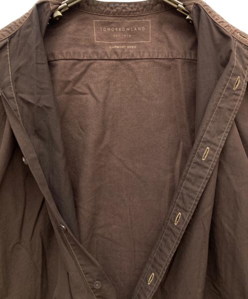 TOMORROW LAND（トゥモローランド）TOMORROW LAND (トゥモローランド) GARMENT DYED バンドカラーシャツ ブラウン サイズ:XSの古着・服飾アイテム
