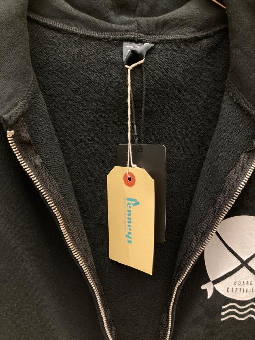 PENNEYS（ペニーズ）PENNEYS (ペニーズ) DISNEY (ディズニー) ミッキープリントジップパーカー ブラック サイズ:L 未使用品の古着・服飾アイテム
