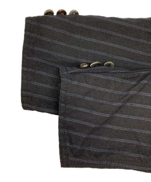 COMME des GARCONS HOMME（コムデギャルソン オム）COMME des GARCONS HOMME (コムデギャルソン オム) ウールストライプジャケット ネイビー サイズ:SSの古着・服飾アイテム