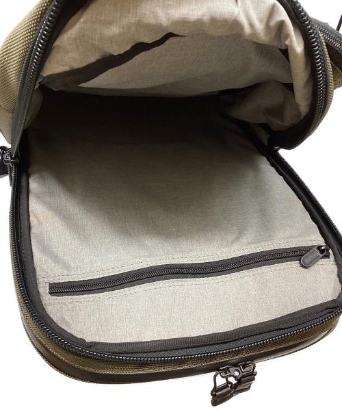 VICTORINOX（ビクトリノックス）VICTORINOX (ビクトリノックス) LEXICON PROFESSIONAL BELLEVUE カーキの古着・服飾アイテム