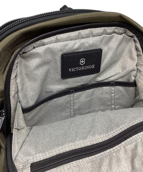 VICTORINOX（ビクトリノックス）VICTORINOX (ビクトリノックス) LEXICON PROFESSIONAL BELLEVUE カーキの古着・服飾アイテム