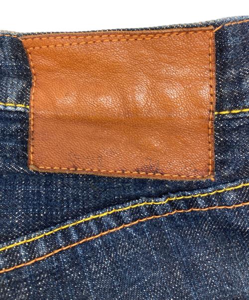 EVISU（エヴィス）EVISU (エヴィス) 家紋刺繍デニムパンツ インディゴ サイズ:SIZE W31×L35の古着・服飾アイテム