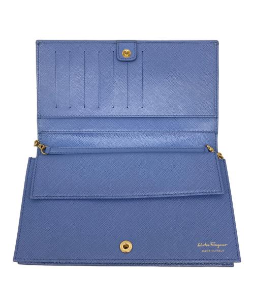 Salvatore Ferragamo（サルヴァトーレ フェラガモ）Salvatore Ferragamo (サルヴァトーレ フェラガモ) ヴァラチェーンショルダーウォレット ブルー サイズ:-の古着・服飾アイテム