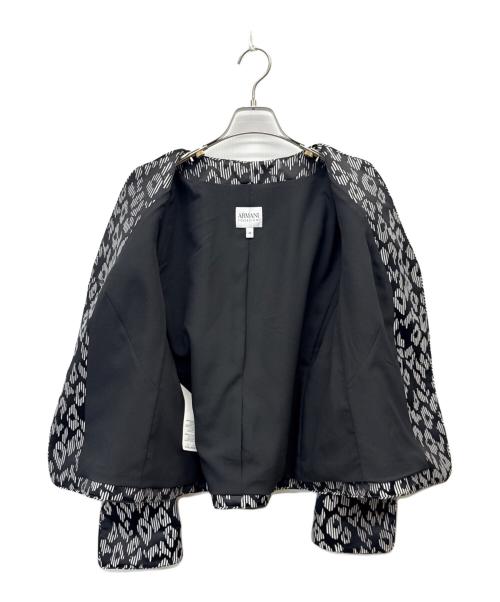 ARMANI COLLEZIONI（アルマーニ コレツィオーニ）ARMANI COLLEZIONI (アルマーニ コレツィオーニ) 総柄セットアップ ブラック×ホワイト サイズ:44の古着・服飾アイテム