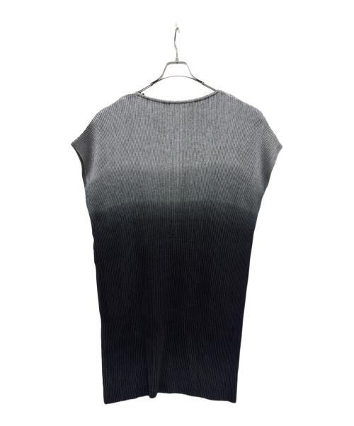 SPECCHIO（スペッチオ）SPECCHIO (スペッチオ) プリーツワンピース ブラック×グレー サイズ:SIZE 40 未使用品の古着・服飾アイテム