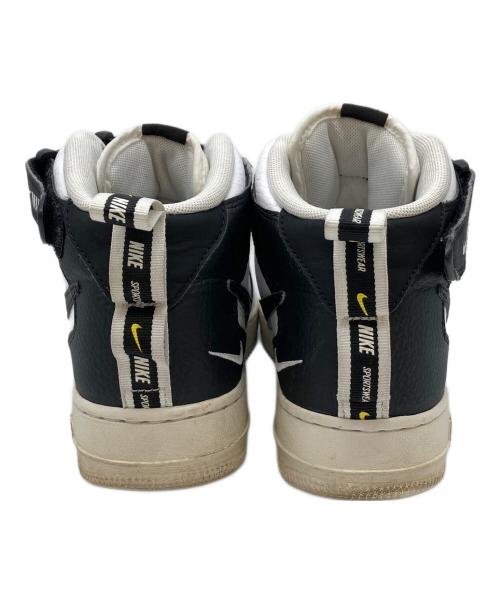 NIKE（ナイキ）NIKE (ナイキ) AIR FORCE 1 MID UTILITY WHITE BLACK ホワイト×ブラック サイズ:26.5の古着・服飾アイテム