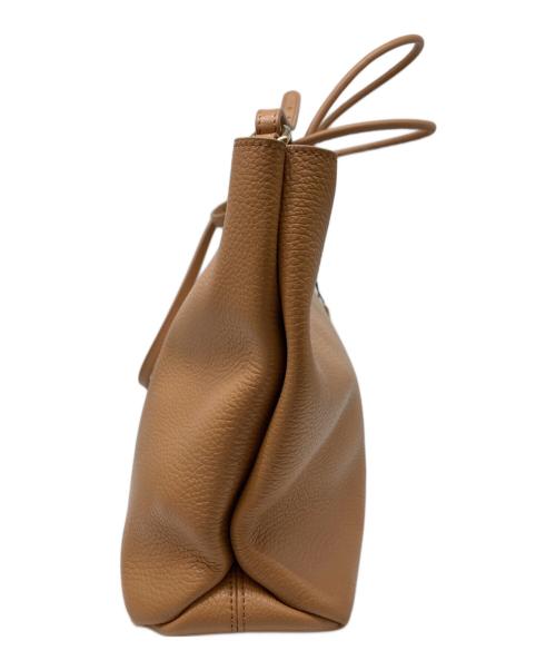 FURLA（フルラ）FURLA (フルラ) ESSENTIAL M TOTE ブラウン サイズ:-の古着・服飾アイテム