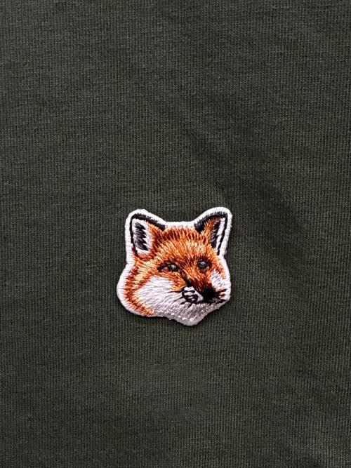 maison kitsune（メゾンキツネ）MAISON KITSUNE (メゾンキツネ) ロゴワッペンTシャツ グリーン サイズ:Sの古着・服飾アイテム