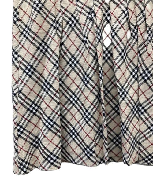 BURBERRY BLUE LABEL（バーバリー ブルー レーベル）BURBERRY BLUE LABEL (バーバリー ブルー レーベル) ノバチェックタックミニスカート ベージュ サイズ:36の古着・服飾アイテム