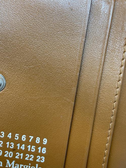 Maison Margiela（メゾンマルジェラ）Maison Margiela (メゾンマルジェラ) キーチェーン付カードケース ベージュ サイズ:-の古着・服飾アイテム