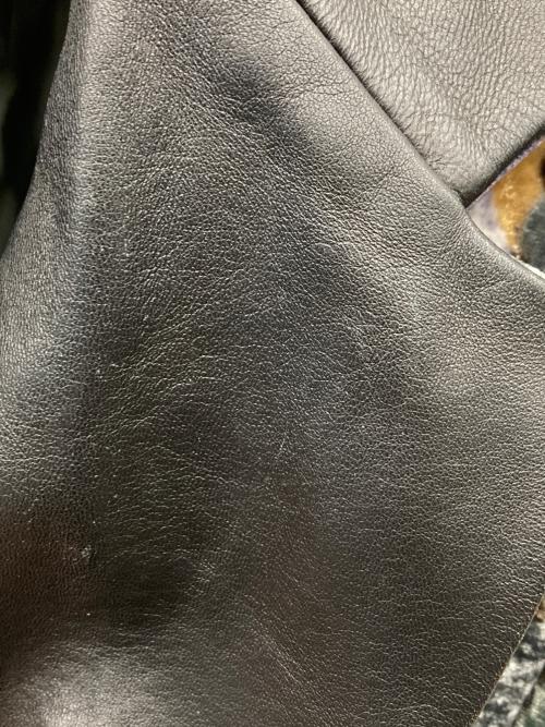 EMPORIO ARMANI（エンポリオ アルマーニ）EMPORIO ARMANI (エンポリオ アルマーニ) ベロアテーラードジャケット オリーブ サイズ:40の古着・服飾アイテム