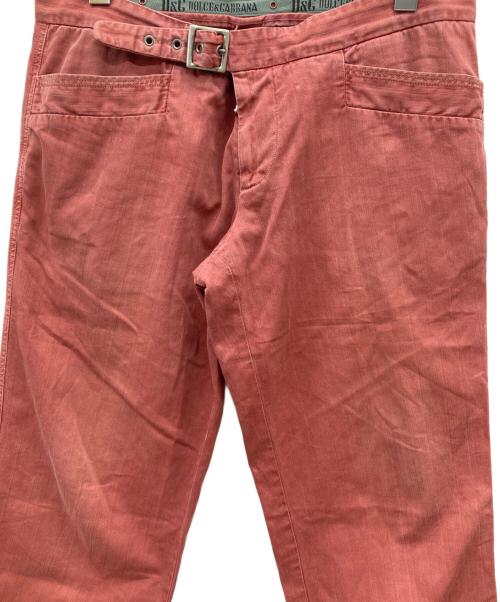 DOLCE & GABBANA（ドルチェ＆ガッバーナ）DOLCE & GABBANA (ドルチェ＆ガッバーナ) メタルバックルパンツ レッド サイズ:38の古着・服飾アイテム