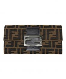 FENDI（フェンディ）の古着「長財布」｜ブラウン