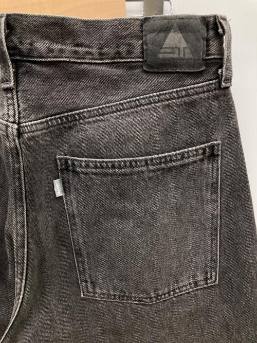 LEVI'S（リーバイス）LEVI'S (リーバイス) SILVER TAB LOOSE FIT  デニムパンツ ブラック サイズ:SIZE W32×L32の古着・服飾アイテム