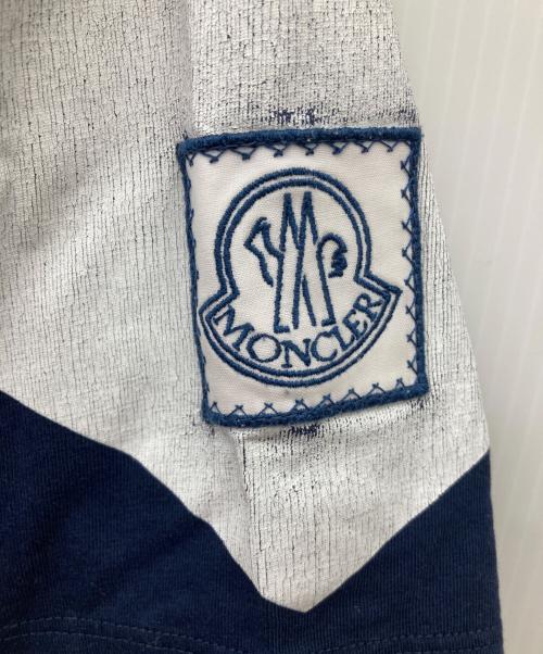 MONCLER GAMME BLEU（モンクレール ガム ブルー）MONCLER GAMME BLEU (モンクレール ガム ブルー) プリントTシャツ ネイビー サイズ:XSの古着・服飾アイテム