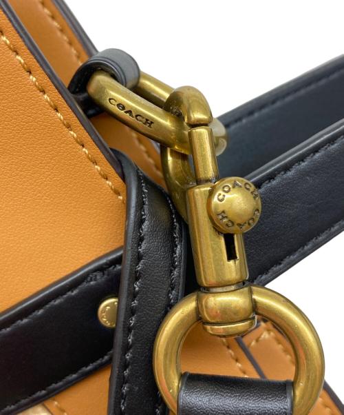 COACH（コーチ）COACH (コーチ) FIELD TOTE 30 アイボリーの古着・服飾アイテム