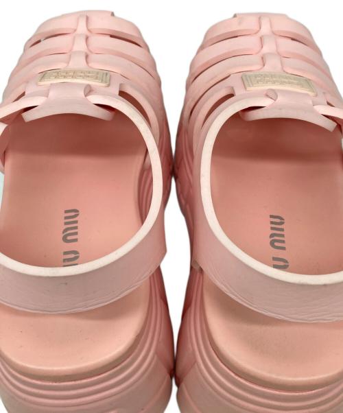 MIU MIU（ミュウミュウ）MIU MIU (ミュウミュウ) EVA プラットフォームサンダル ピンク サイズ:37の古着・服飾アイテム
