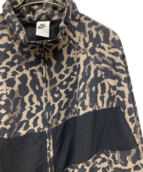NIKE（ナイキ）NIKE (ナイキ) NSW TREND WVN HBR AOP JKT ブラウン サイズ:XLの古着・服飾アイテム