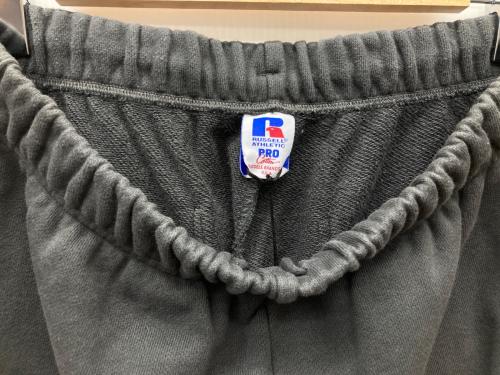 RUSSELL ATHLETIC（ラッセルアスレチック）RUSSELL ATHLETIC (ラッセルアスレチック) X-LARGE (エクストララージ) スウェットパンツ グレー サイズ:M 未使用品の古着・服飾アイテム