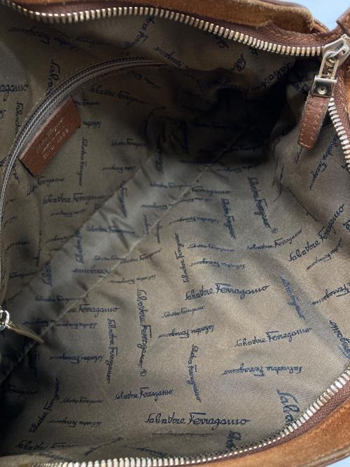 Salvatore Ferragamo（サルヴァトーレ フェラガモ）Salvatore Ferragamo (サルヴァトーレ フェラガモ) ハンドバッグ ブラウン サイズ:-の古着・服飾アイテム