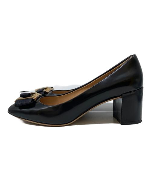 Salvatore Ferragamo（サルヴァトーレ フェラガモ）Salvatore Ferragamo (サルヴァトーレ フェラガモ) リボンディテールパンプス ブラック サイズ:7 1/2の古着・服飾アイテム