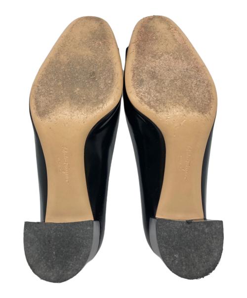 Salvatore Ferragamo（サルヴァトーレ フェラガモ）Salvatore Ferragamo (サルヴァトーレ フェラガモ) リボンディテールパンプス ブラック サイズ:7 1/2の古着・服飾アイテム