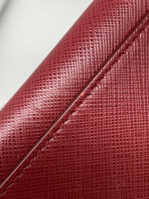 Salvatore Ferragamo（サルヴァトーレ フェラガモ）Salvatore Ferragamo (サルヴァトーレ フェラガモ) 2WAYチェーンショルダーバッグ ボルドーの古着・服飾アイテム