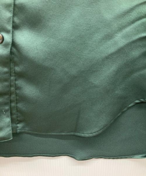 6(ROKU) BEAUTY&YOUTH（ロク ビューティーアンドユース）6(ROKU) BEAUTY&YOUTH (ロク ビューティーアンドユース) SATIN SIBORI SHIRT グリーン サイズ:記載なしの古着・服飾アイテム