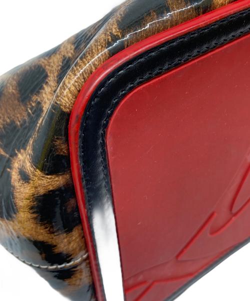 Christian Louboutin（クリスチャン・ルブタン）Christian Louboutin (クリスチャン・ルブタン) カバタスタッズトートバッグ ホワイト×ベージュ サイズ:-の古着・服飾アイテム