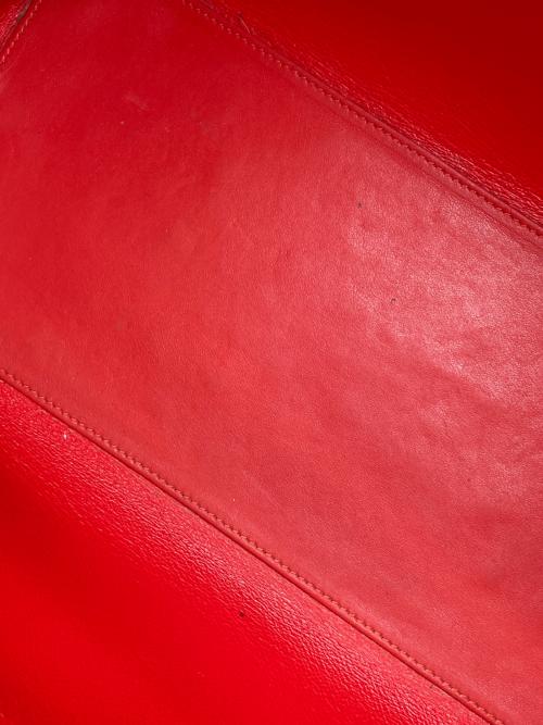 Christian Louboutin（クリスチャン・ルブタン）Christian Louboutin (クリスチャン・ルブタン) カバタスタッズトートバッグ ホワイト×ベージュ サイズ:-の古着・服飾アイテム