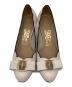 Salvatore Ferragamo (サルヴァトーレ フェラガモ) ヴァラリボンスカラップパンプス ベージュ サイズ:4：9000円