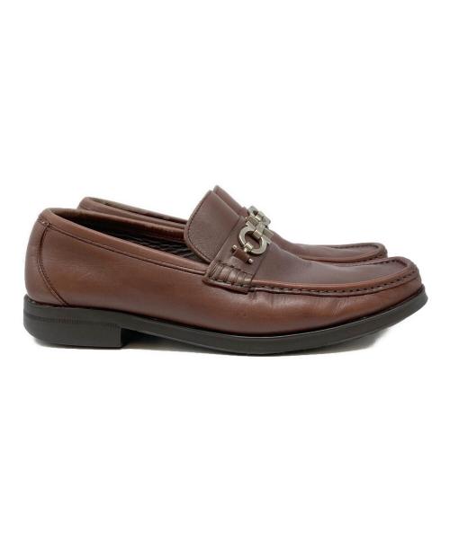 Salvatore Ferragamo（サルヴァトーレ フェラガモ）Salvatore Ferragamo (サルヴァトーレ フェラガモ) ガンチーニローファー ブラウン サイズ:SIZE 8の古着・服飾アイテム