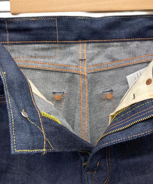 LEVI'S（リーバイス）LEVI'S (リーバイス) 701ロールアップデニムパンツ インディゴ サイズ:W25×L34の古着・服飾アイテム