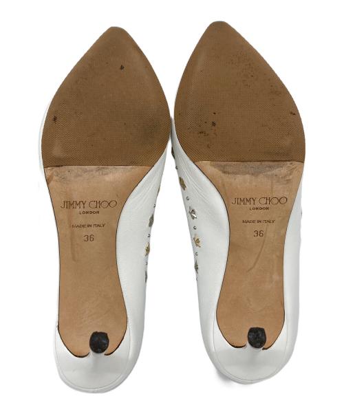 JIMMY CHOO（ジミーチュウ）JIMMY CHOO (ジミーチュウ) スタースタッズパンプス ホワイト サイズ:36の古着・服飾アイテム