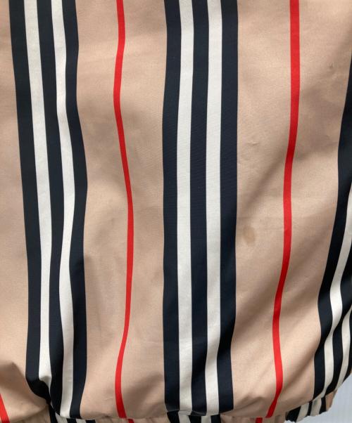 BURBERRY（バーバリー）BURBERRY (バーバリー) ノバチェック ダウンジャケット ベージュ サイズ:SIZE 116CM (6Y)の古着・服飾アイテム