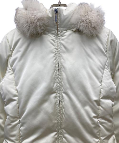 MONCLER（モンクレール）MONCLER (モンクレール) TANZ ダウンコート ホワイト 未使用品の古着・服飾アイテム